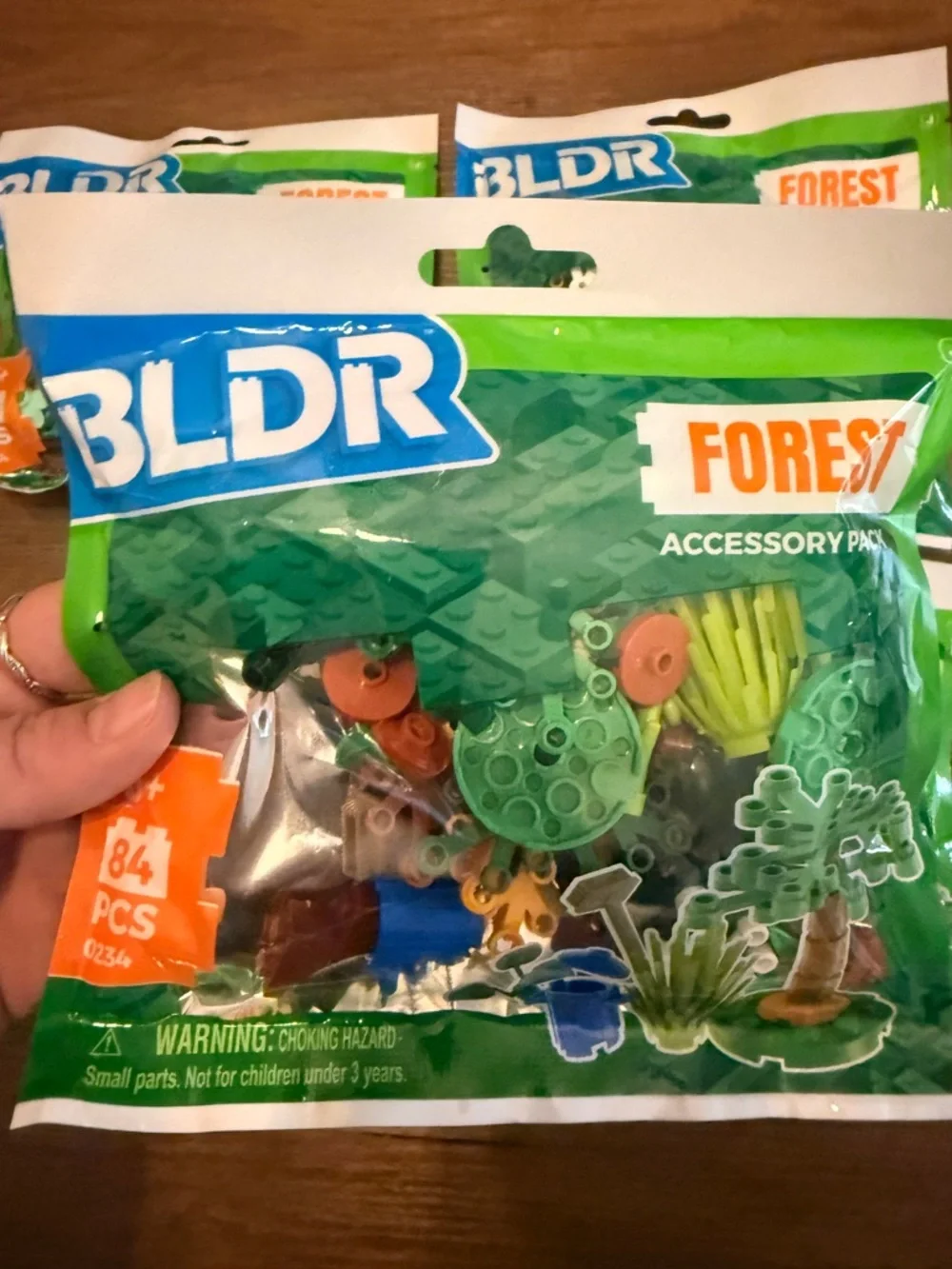 BLDR Forest Accessory Building Block Toy 84 Pieces Multicolor 4 Unopened Package - Picture 2 of 3